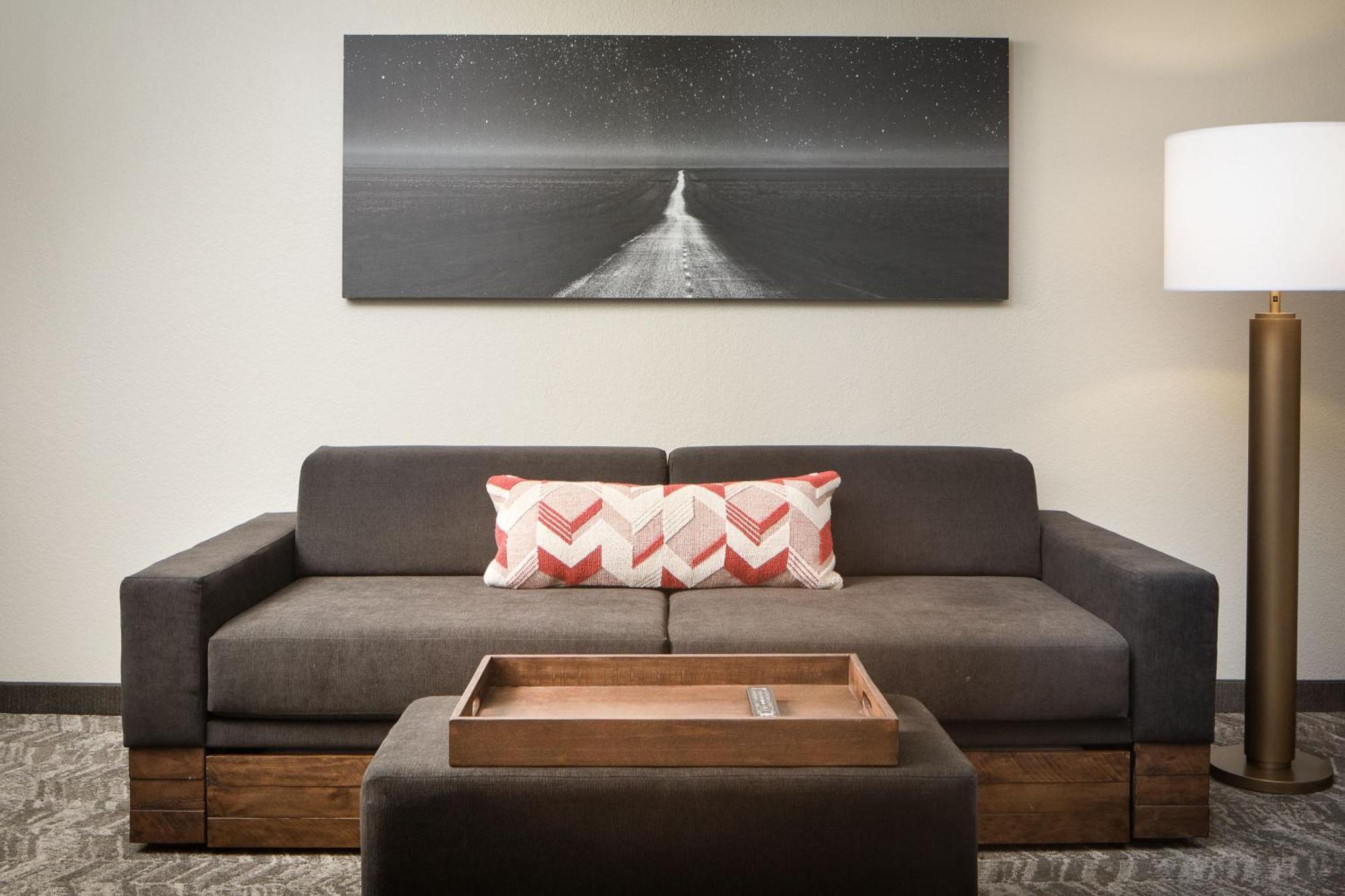 Springhill Suites By Marriott Dallas Downtown / West End Екстериор снимка