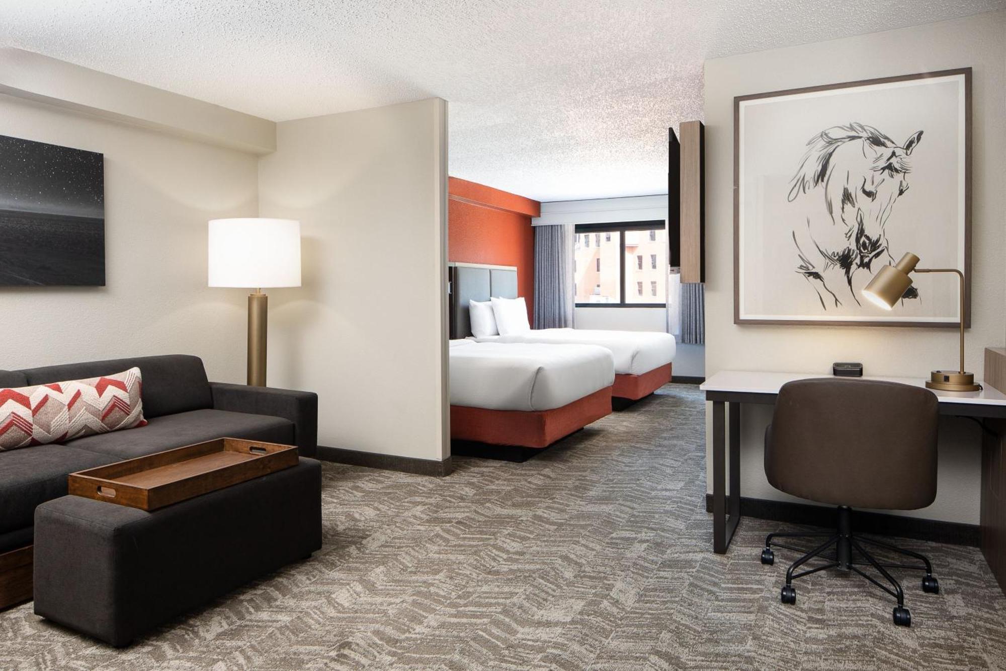 Springhill Suites By Marriott Dallas Downtown / West End Екстериор снимка