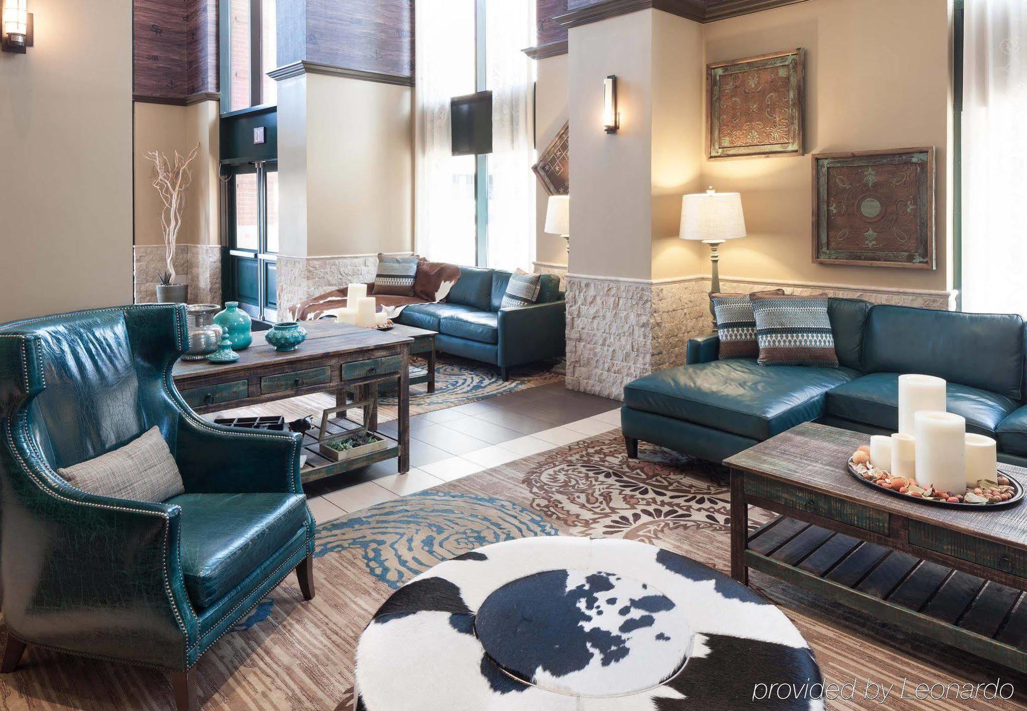 Springhill Suites By Marriott Dallas Downtown / West End Екстериор снимка